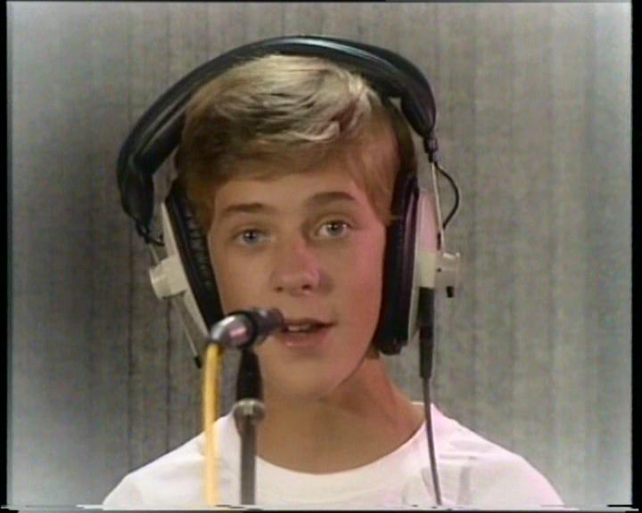 Ian Meeson singing Who wants to live forever
