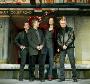 Brian, Roger, Ben Elton, Rober DeNiro 2