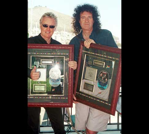 Queen - March'03 (1)